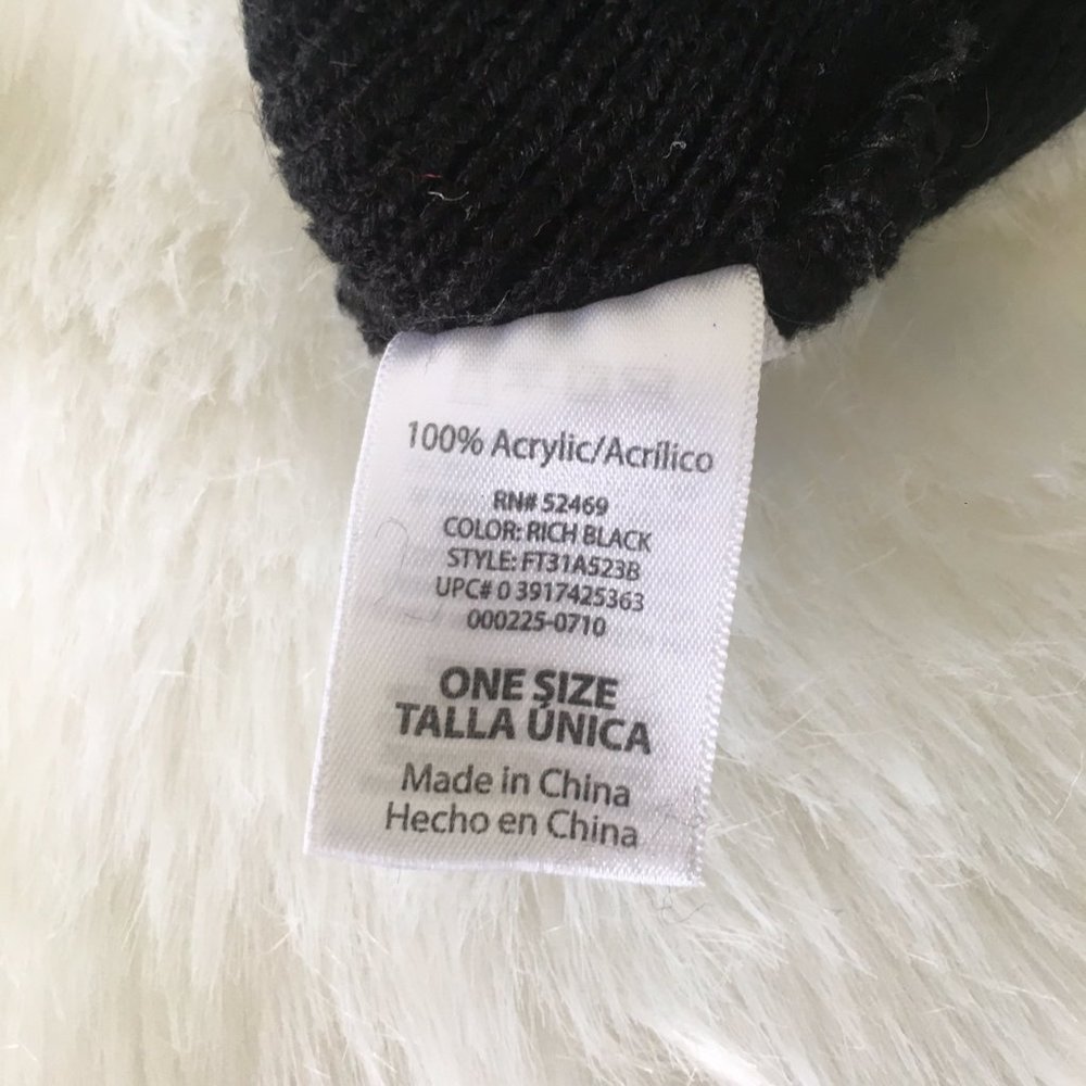 2 Faded Glory Winter Hats - Picture 6 of 6